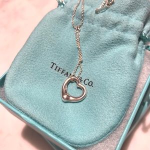 Tiffany&Co. Elsa Peretti Open Heart Necklace